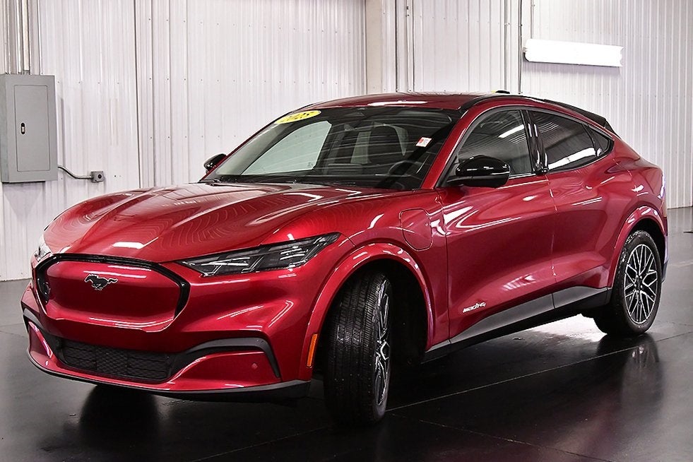 2025 Ford Mustang Mach-E Premium