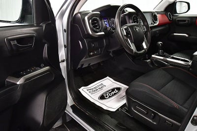 2022 Toyota Tacoma SR5 V6