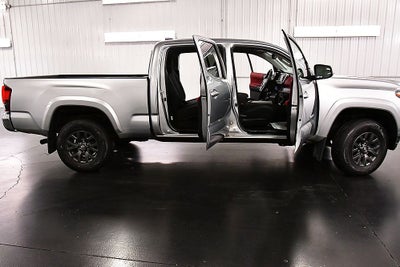 2022 Toyota Tacoma SR5 V6