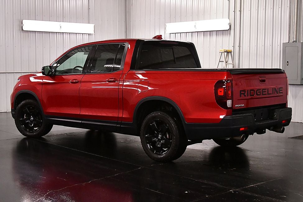 2025 Honda Ridgeline Black Edition