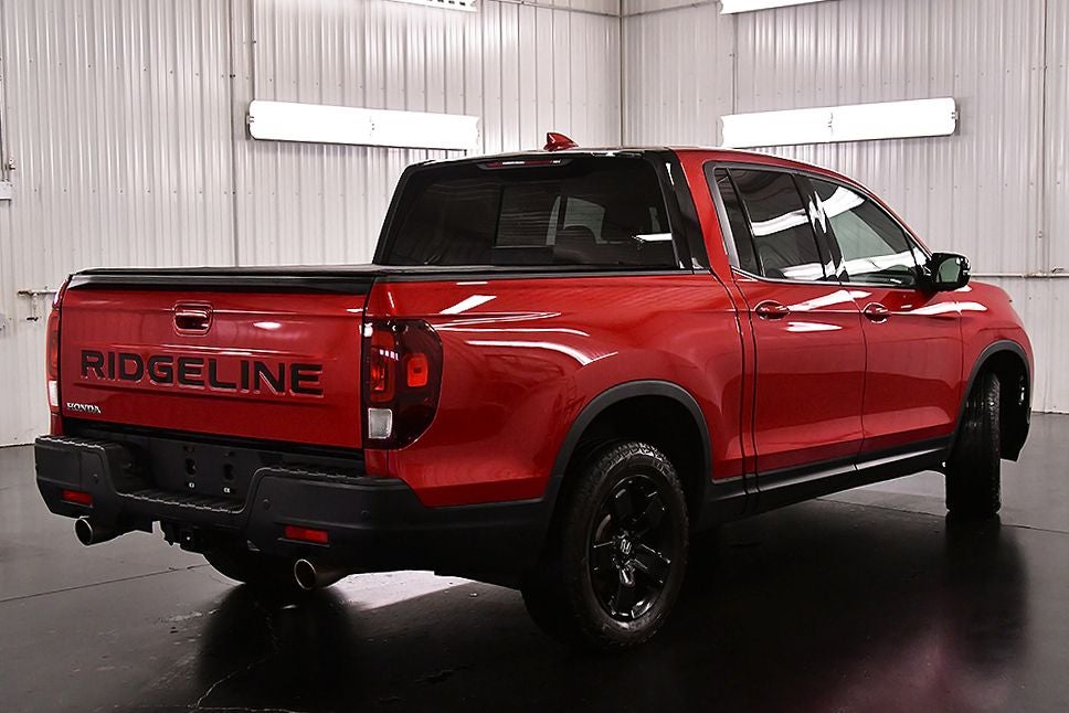 2025 Honda Ridgeline Black Edition