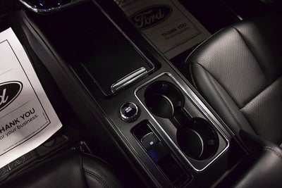 2024 Lincoln Corsair Premiere
