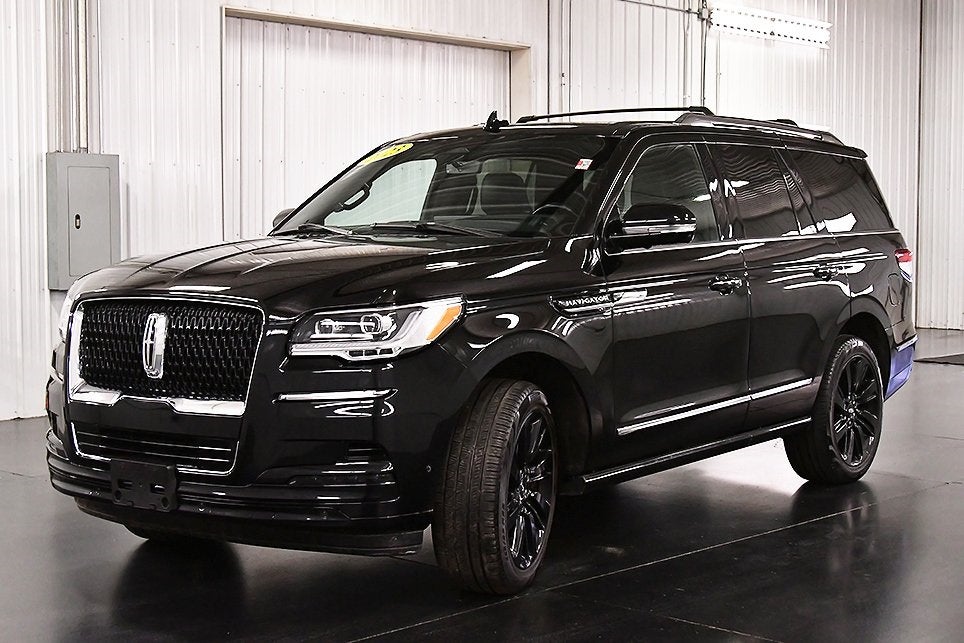 2023 Lincoln Navigator Reserve