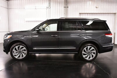 2024 Lincoln Navigator Reserve