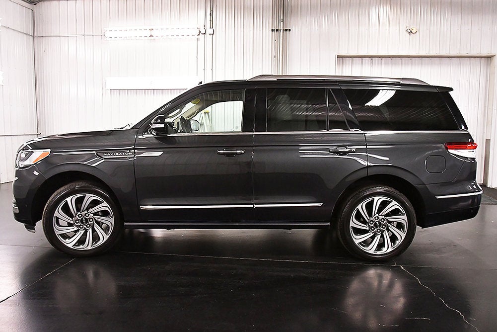 2024 Lincoln Navigator Reserve