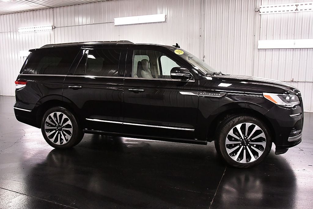 2024 Lincoln Navigator Reserve