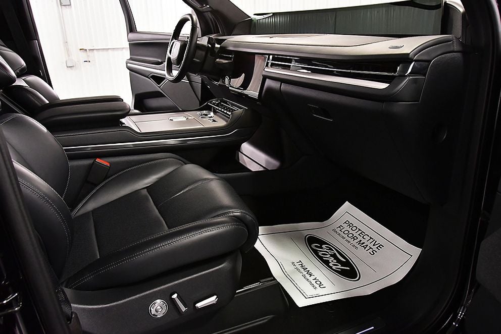2025 Lincoln Navigator Reserve Jet