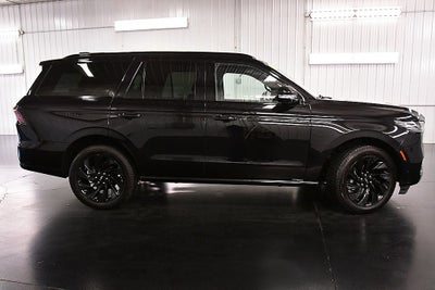 2025 Lincoln Navigator Reserve Jet