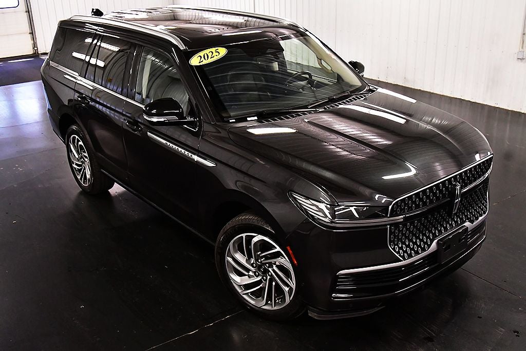 2025 Lincoln Navigator Reserve