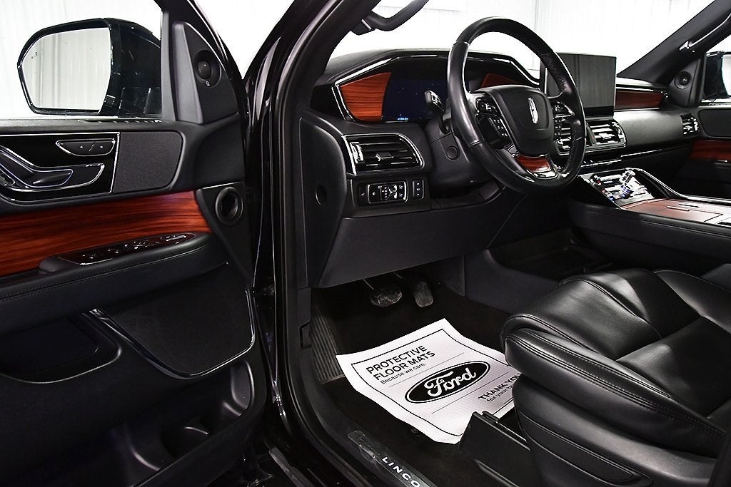 2024 Lincoln Navigator Premiere