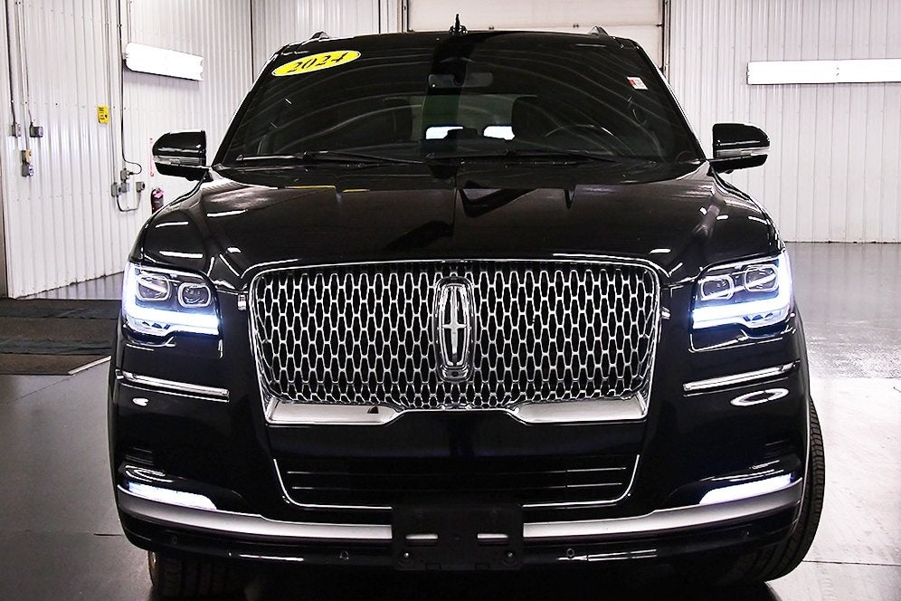 2024 Lincoln Navigator Premiere