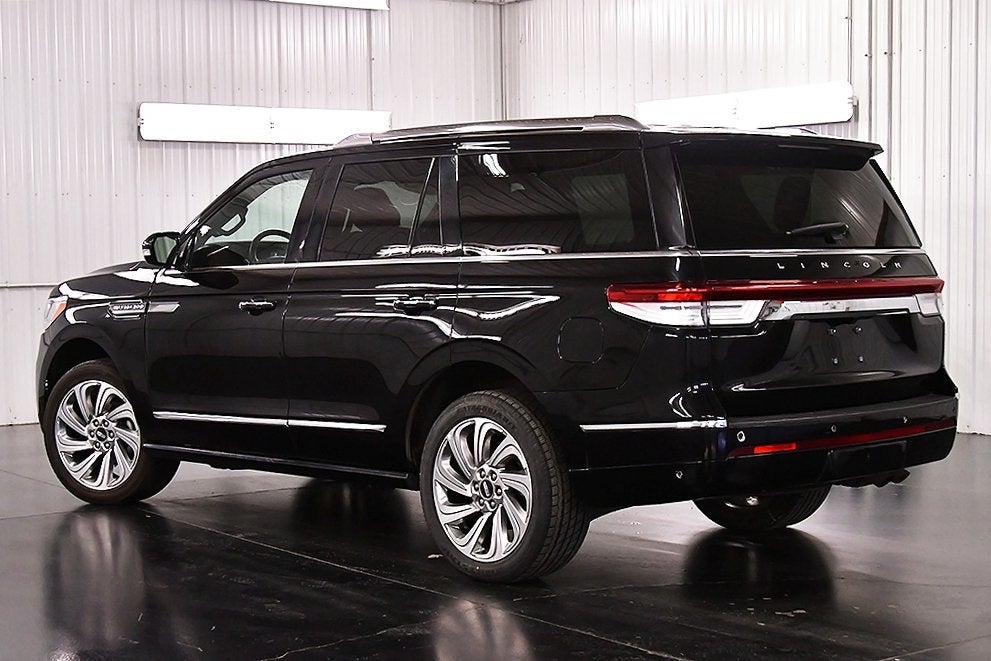 2024 Lincoln Navigator Premiere