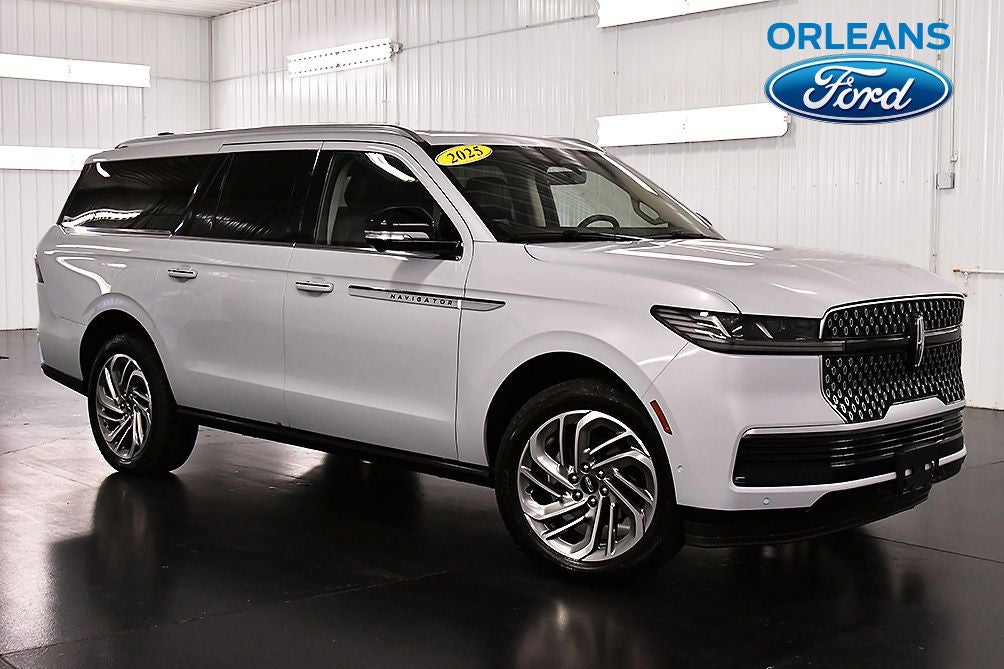 2025 Lincoln Navigator L Reserve
