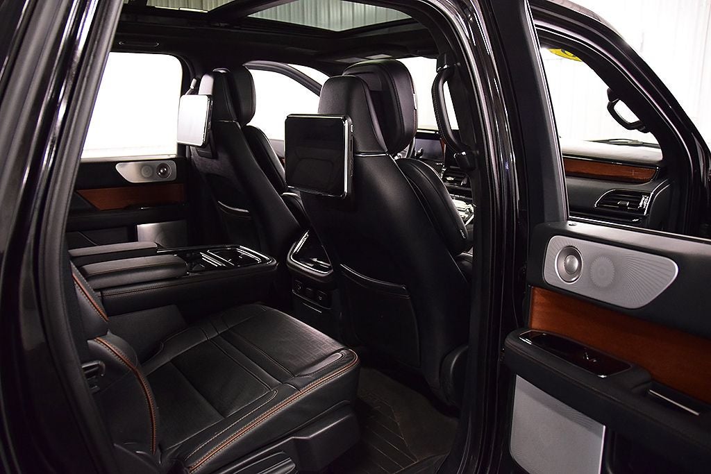 2023 Lincoln Navigator L L Black Label