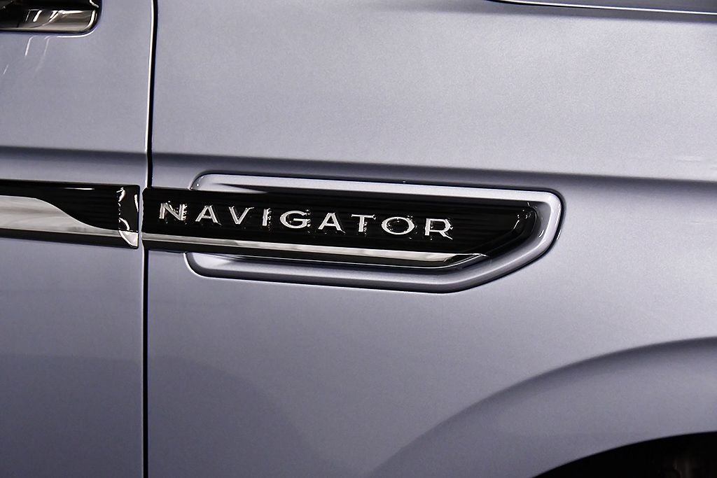 2023 Lincoln Navigator L Black Label