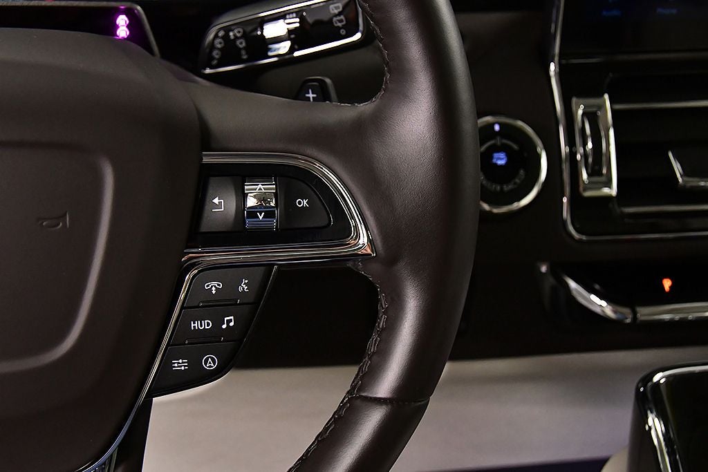 2023 Lincoln Navigator L Black Label