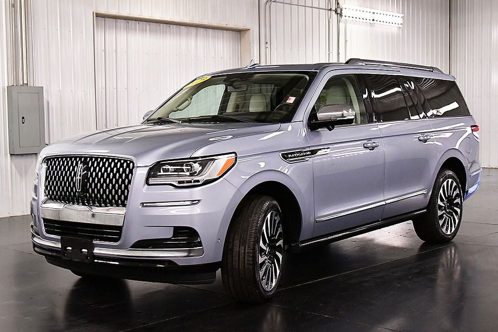 2023 Lincoln Navigator L Black Label