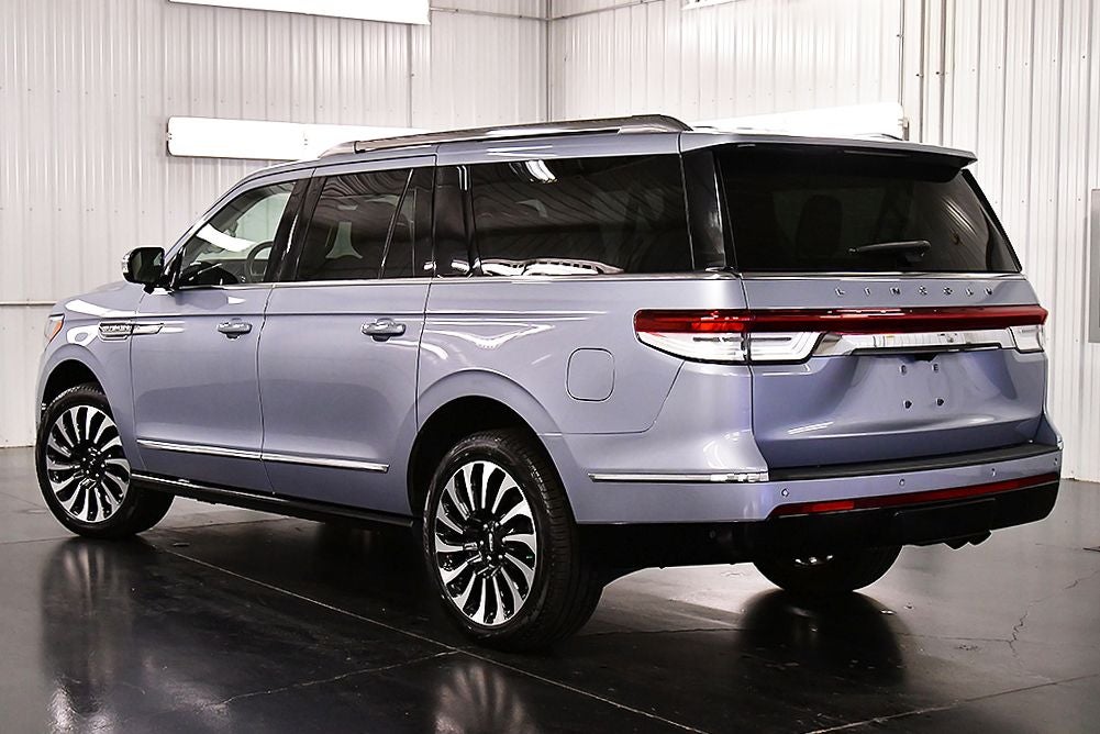 2023 Lincoln Navigator L Black Label