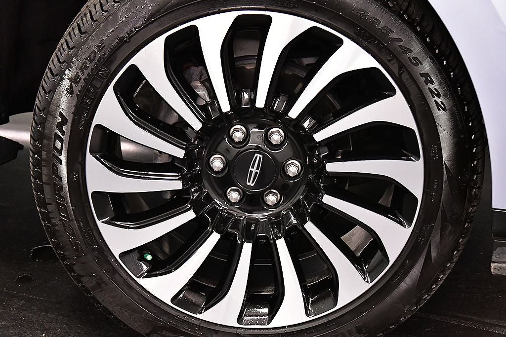 2023 Lincoln Navigator L Black Label