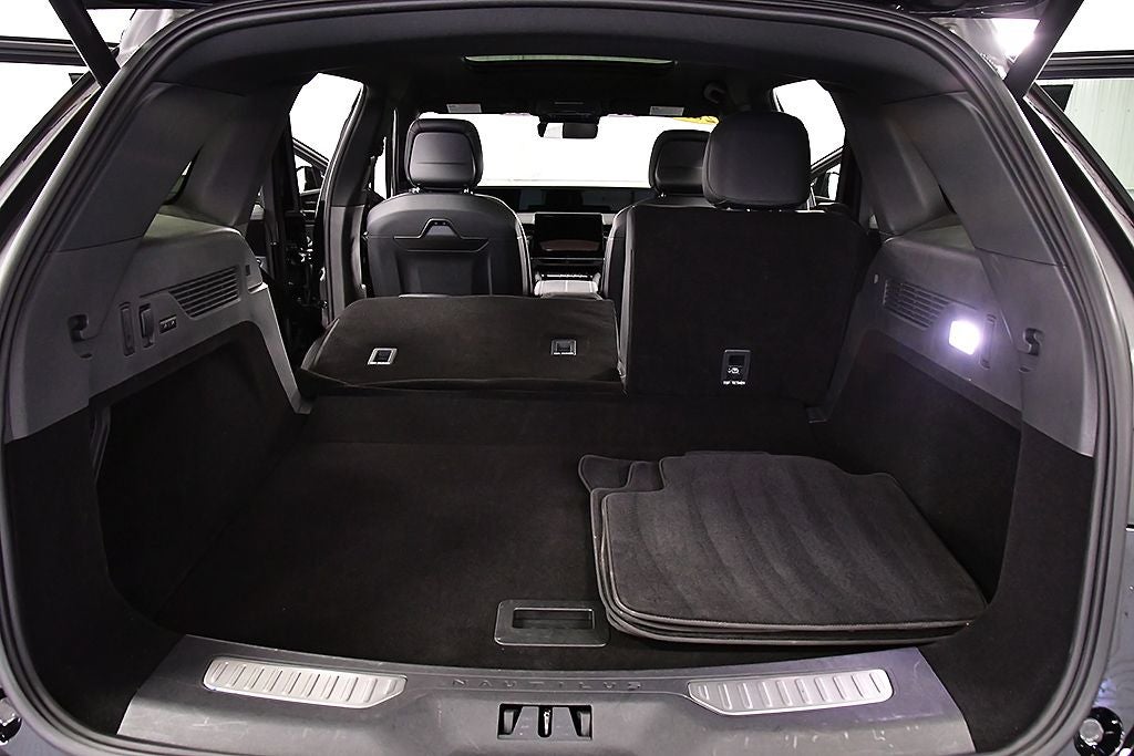 2025 Lincoln Nautilus Premiere Jet