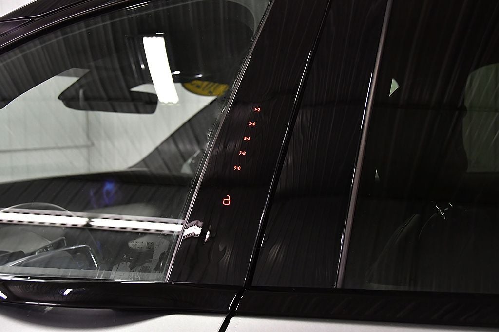 2025 Lincoln Nautilus Reserve Jet