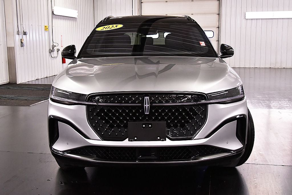 2025 Lincoln Nautilus Reserve Jet