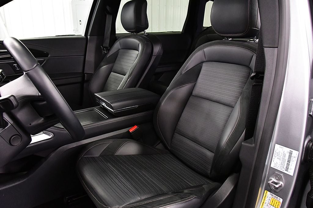 2025 Lincoln Nautilus Reserve Jet