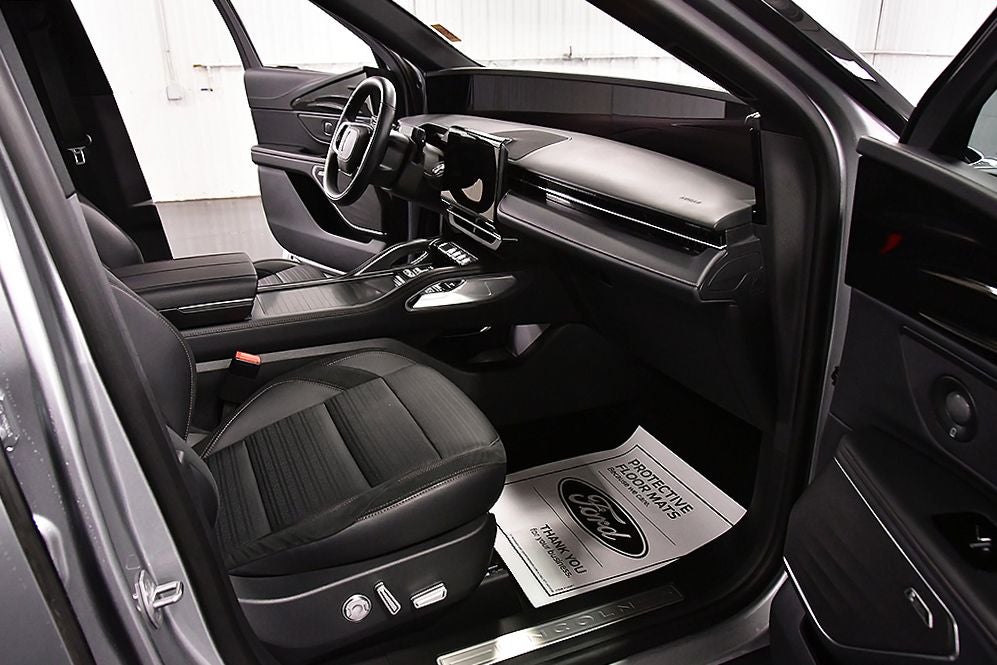 2025 Lincoln Nautilus Reserve Jet