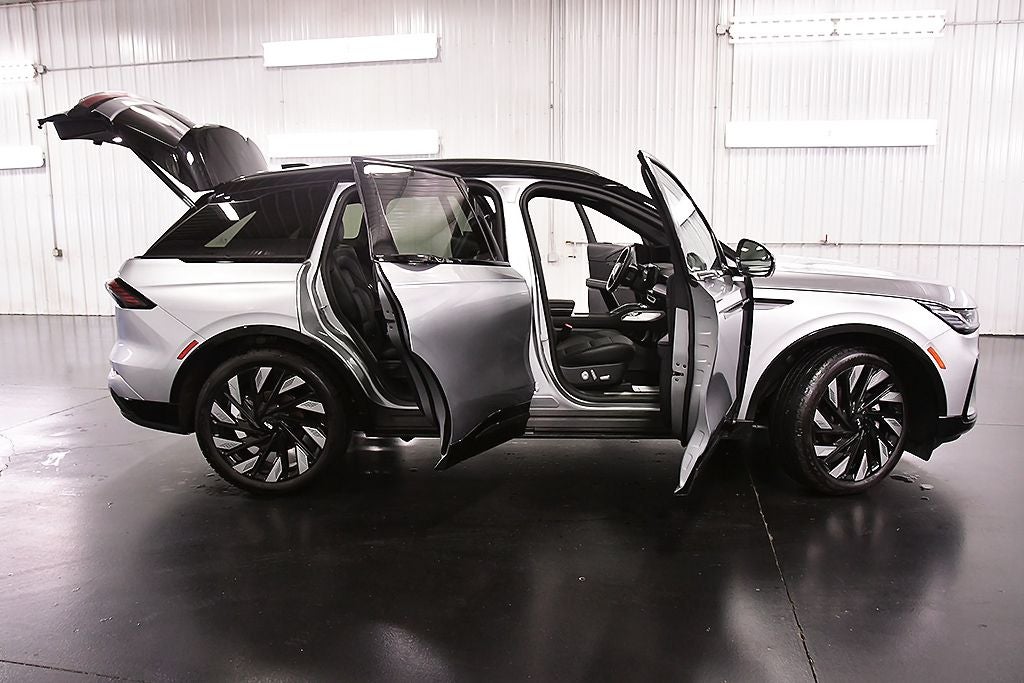 2025 Lincoln Nautilus Reserve Jet