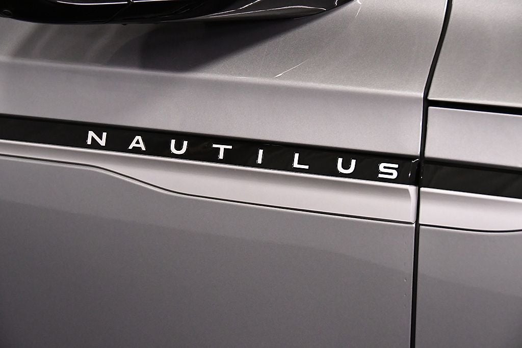 2024 Lincoln Nautilus Reserve