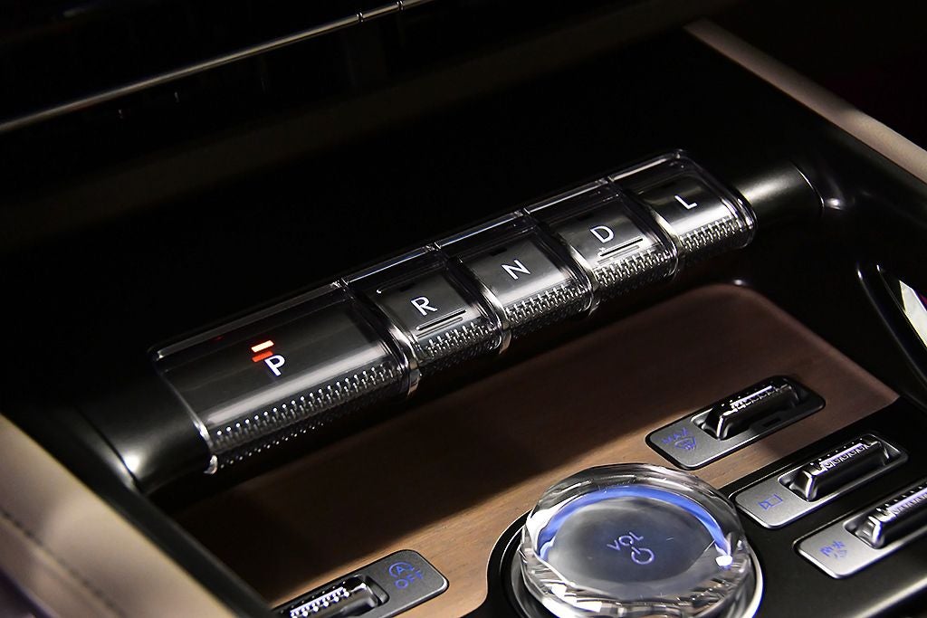 2024 Lincoln Nautilus Reserve