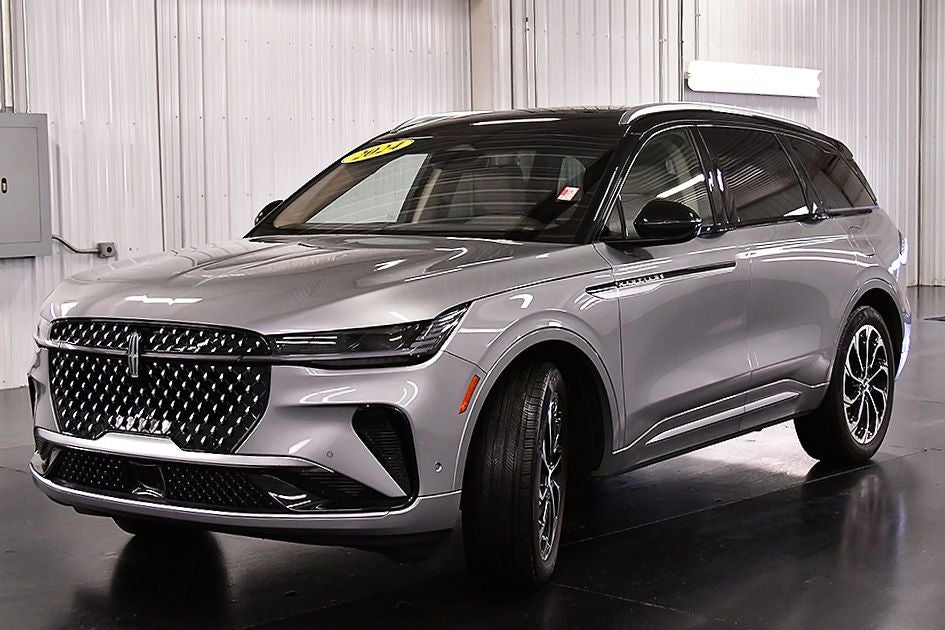 2024 Lincoln Nautilus Reserve