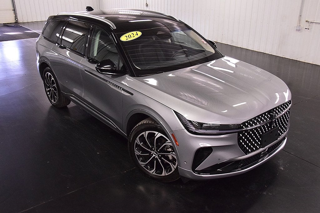 2024 Lincoln Nautilus Reserve