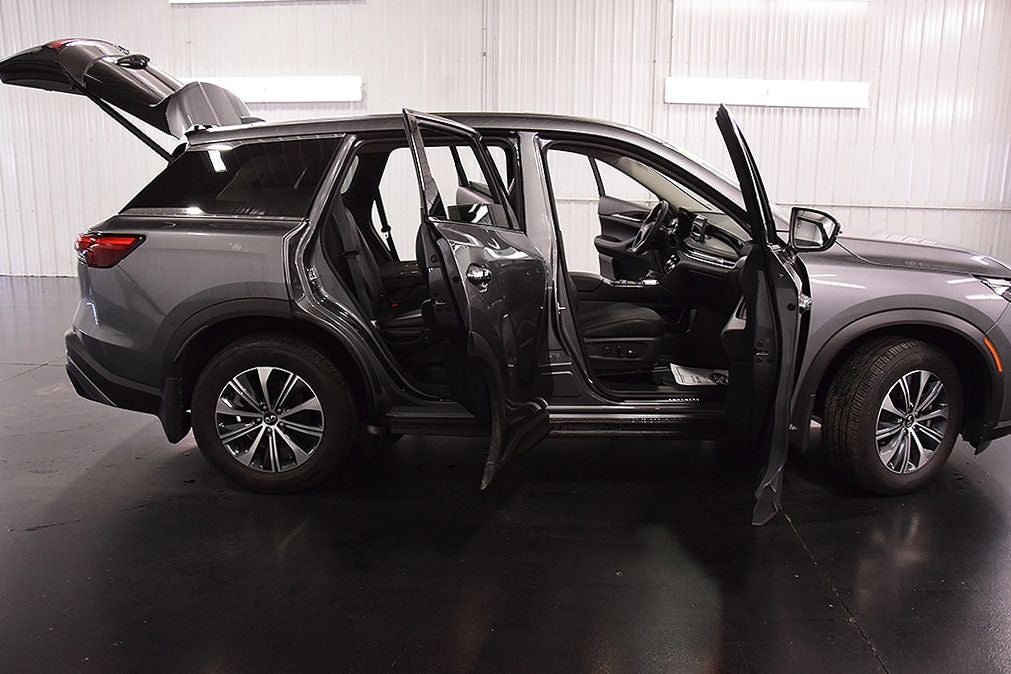 2025 INFINITI QX60 PURE