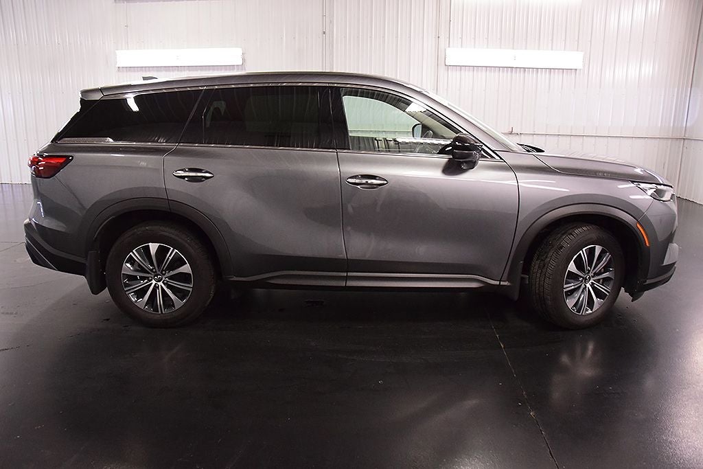 2025 INFINITI QX60 PURE