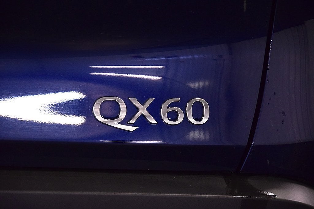 2024 INFINITI QX60 LUXE