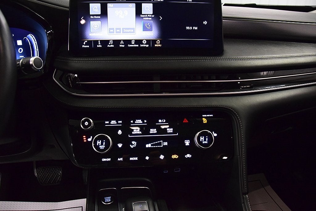 2024 INFINITI QX60 LUXE