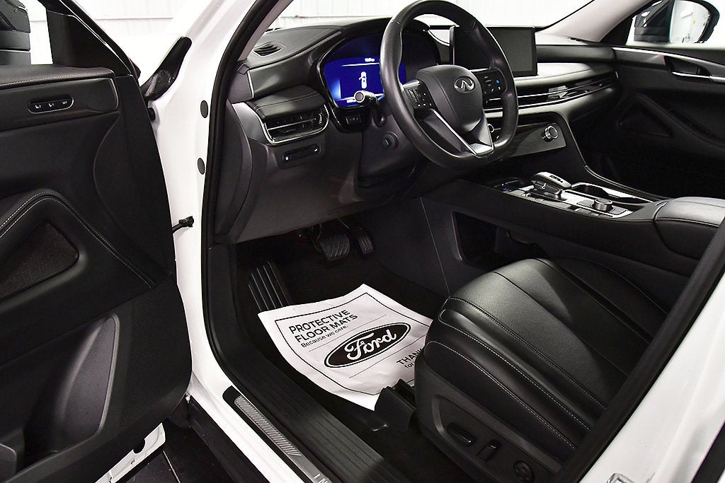 2024 INFINITI QX60 LUXE