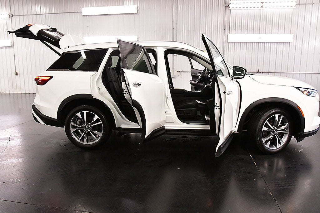2024 INFINITI QX60 LUXE
