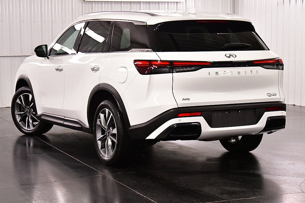 2024 INFINITI QX60 LUXE