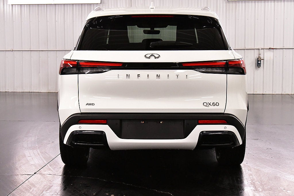 2024 INFINITI QX60 LUXE