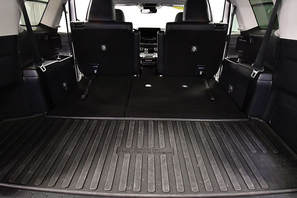 2025 Toyota Grand Highlander Hybrid XLE