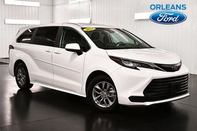 2024 Toyota Sienna LE 8 Passenger