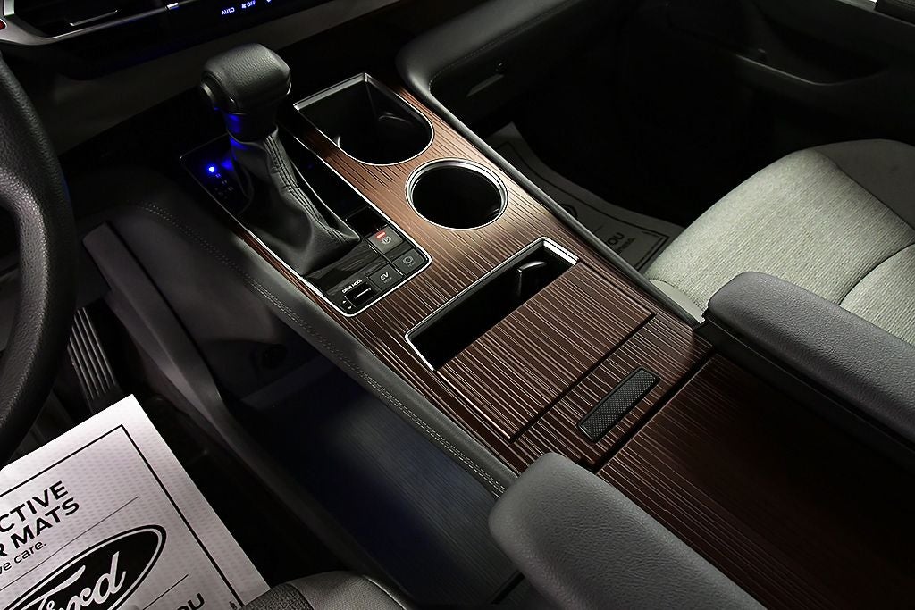 2024 Toyota Sienna LE 8 Passenger