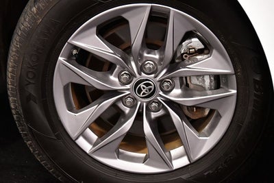 2024 Toyota Sienna LE 8 Passenger