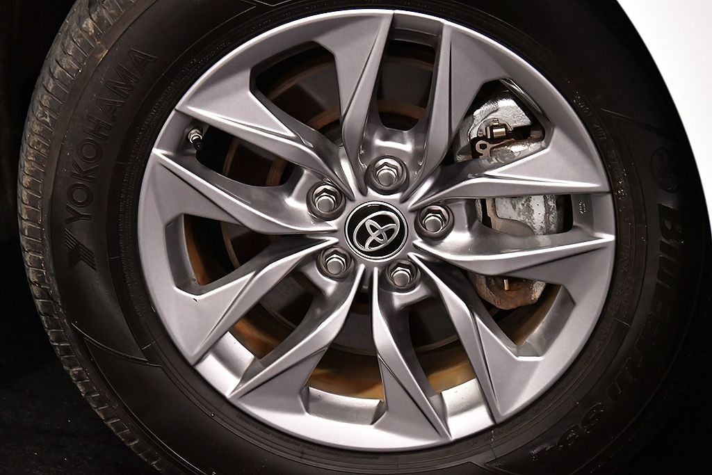 2024 Toyota Sienna LE 8 Passenger