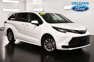 2024 Toyota Sienna LE 8 Passenger