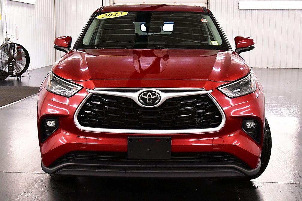 2022 Toyota Highlander LE