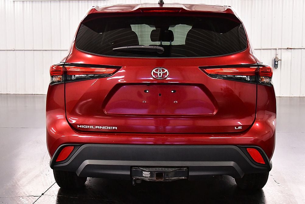 2022 Toyota Highlander LE