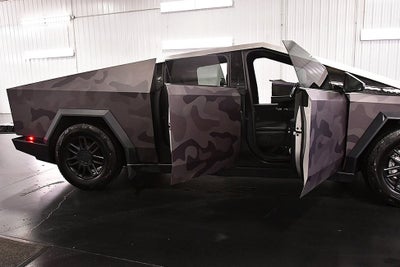 2024 Tesla Cybertruck Cyberbeast